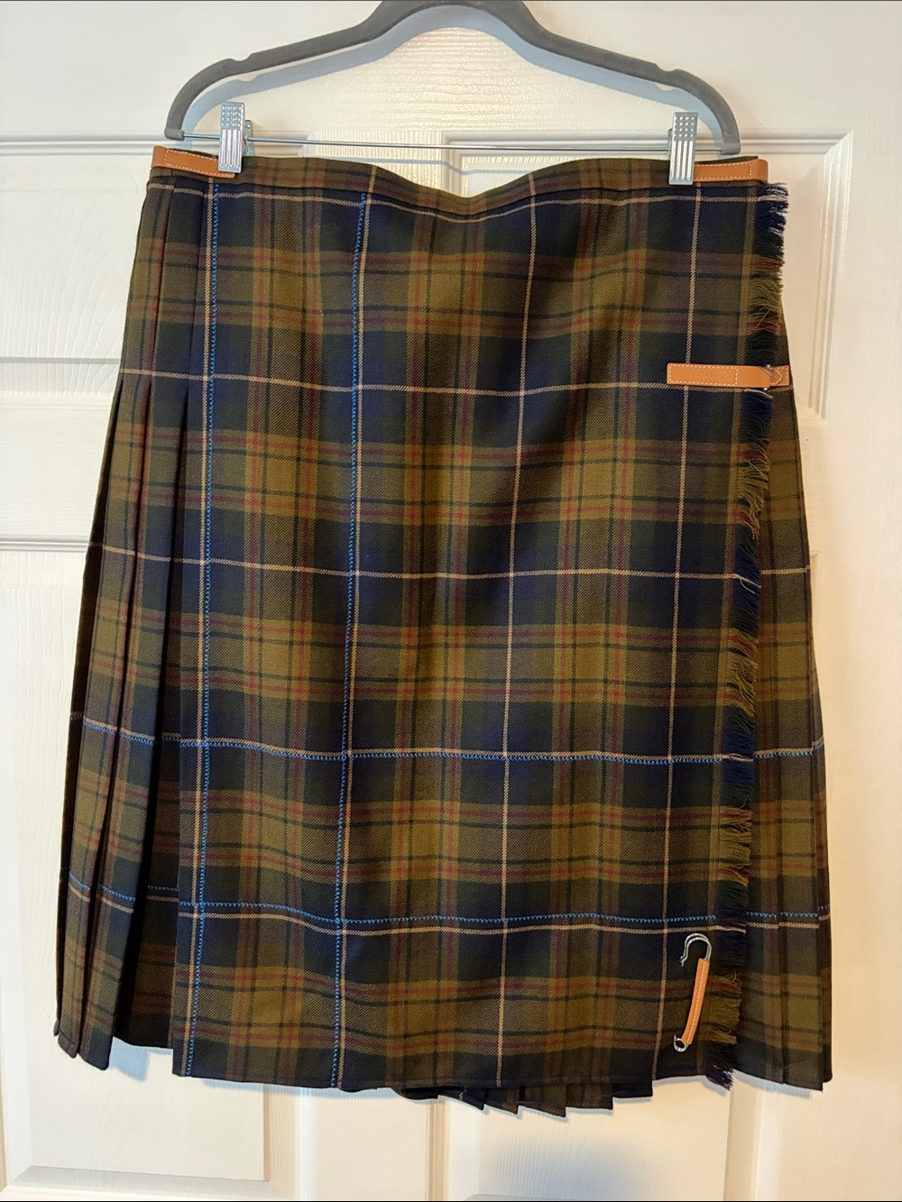 Lafayette 148 NY Virgin Wool Kilt-type Skirt size 14